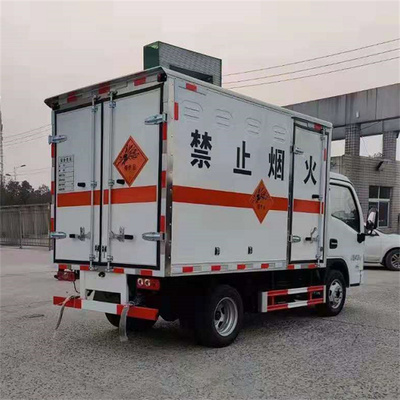 小型民爆器材與易燃易爆品運(yùn)輸專(zhuān)用車(chē)輛全解析 從3米廂式危貨車(chē)到電動(dòng)防爆車(chē)
